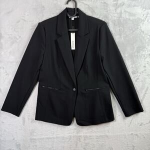 NWT Chico's Black Blazer Tech Stretch Size 6 (0.5) Jacket Zipper Pockets Career